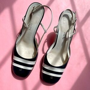 SOLD‼️Vintage Chanel Slingbacks
